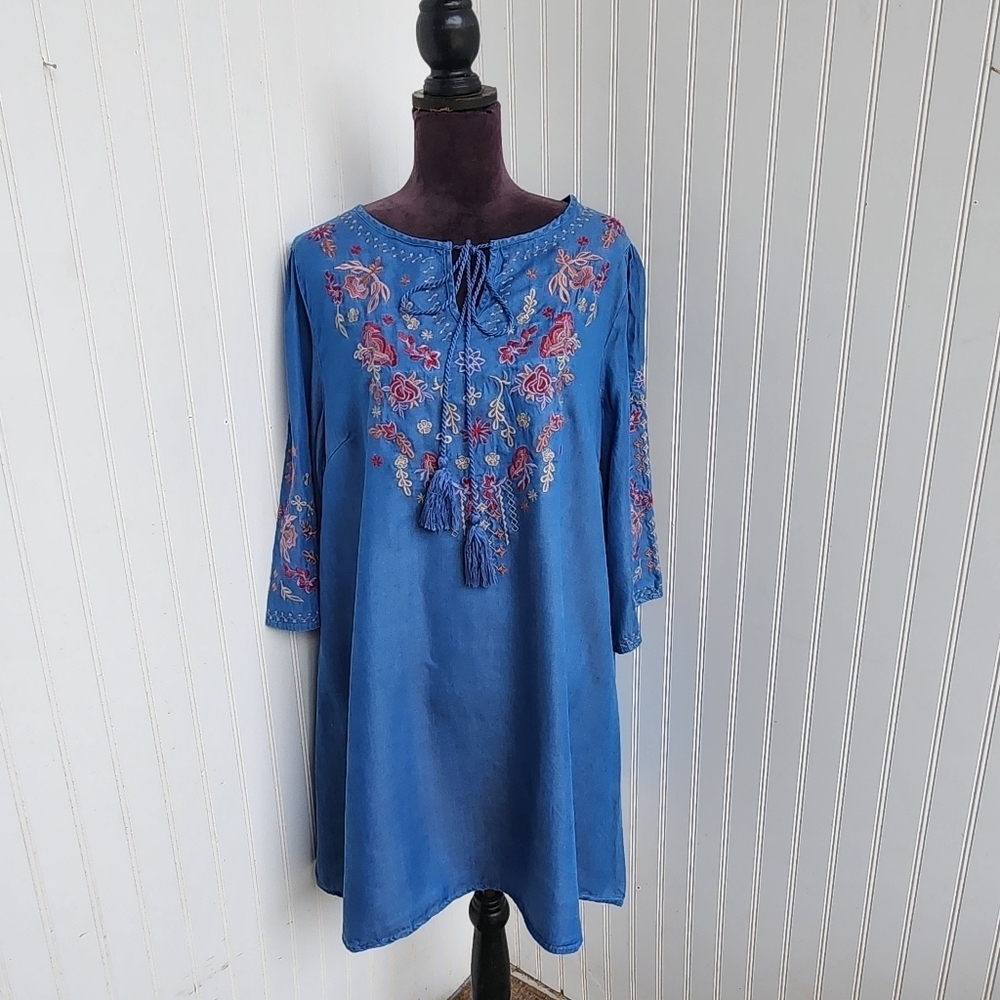 Umgee Dress Womens Blue Floral Embroidered Shift Boho Prairie Peasant Flowy Sz M